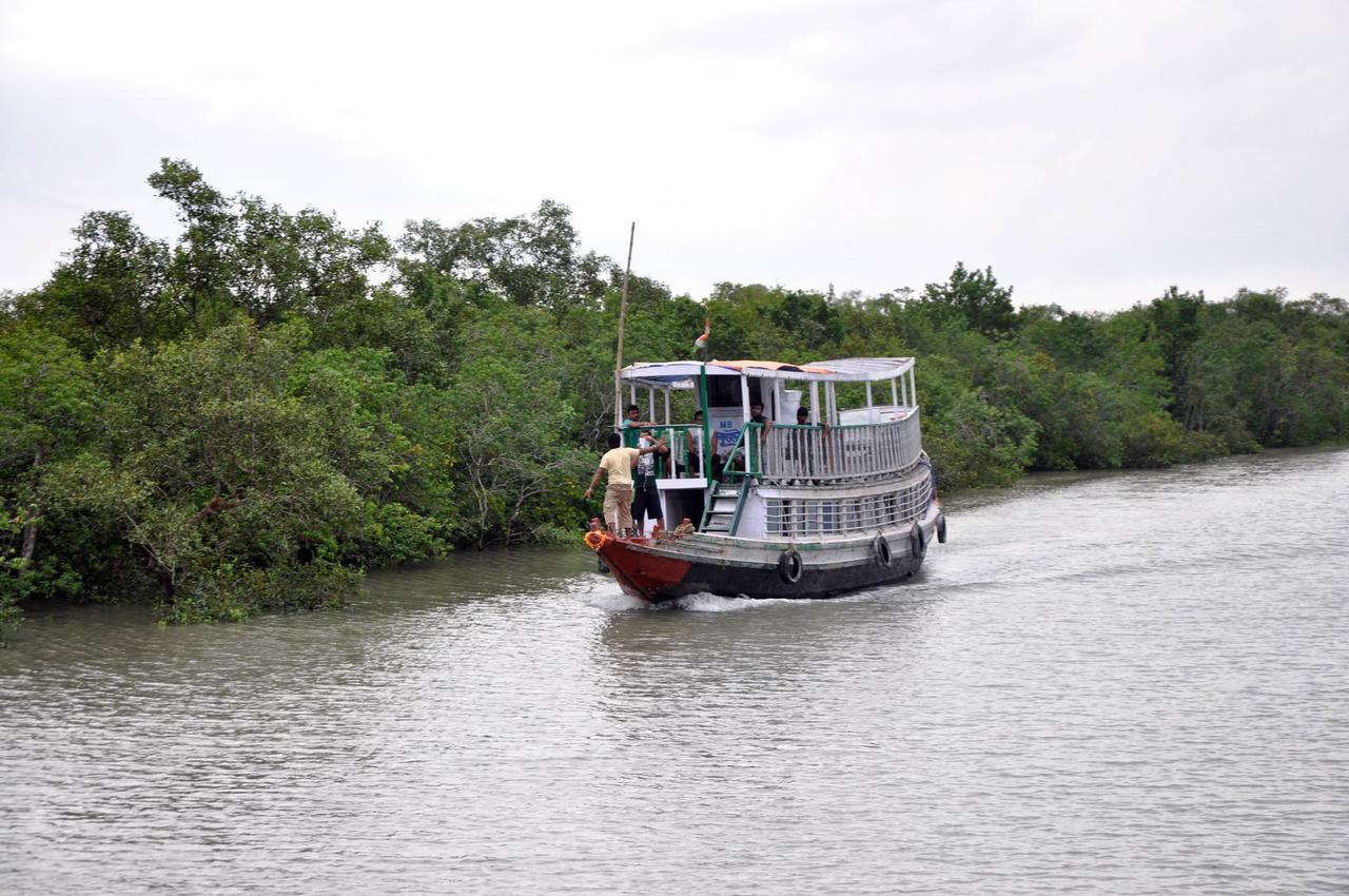 Royal Sundarban Wild Resort Jharkhali Exterior photo